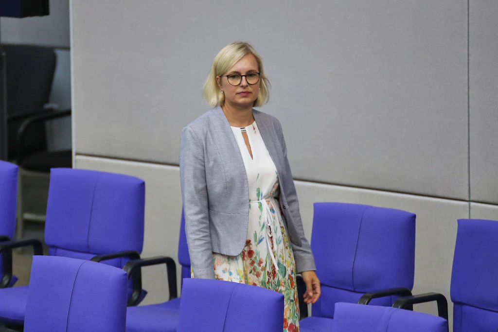 Christiane Schenderlein muss weichen – Osten verliert einzige Ministerin im Kanzleramt