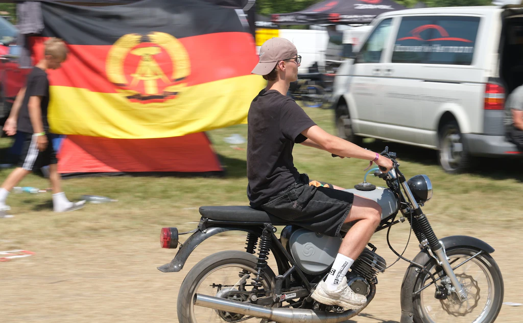 Ab sofort auch für „Ungarn-Simsons“: Tempo 60 auf Sachsens Straßen möglich