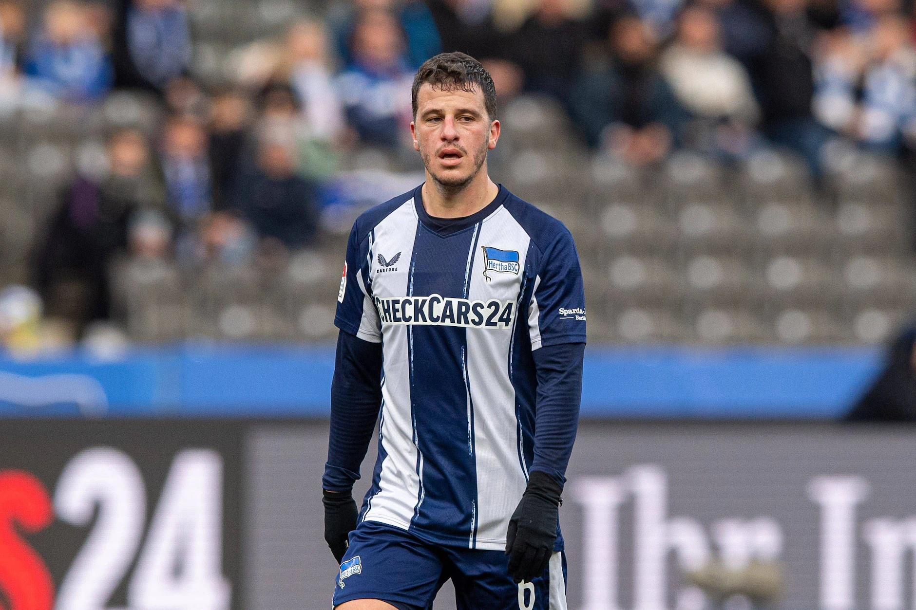 Diego Demme hat zwei Jahre Leidenszeit bei Hertha BSC wegen ständiger Schwindelgefühle. Sein Vertrag wurde nicht verlängert.