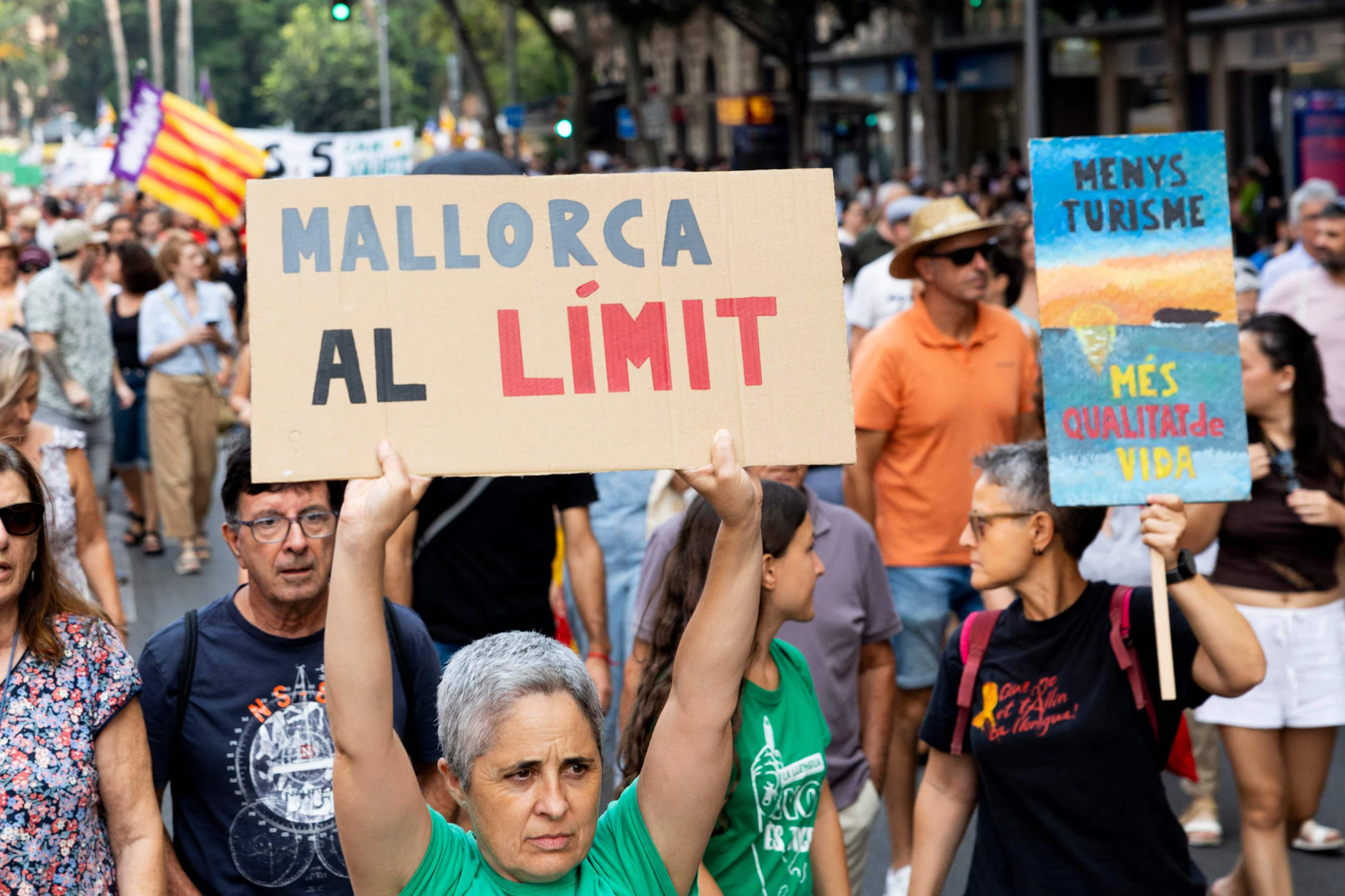 „Mallorca ist am Limit“ findet diese Demonstrantin.