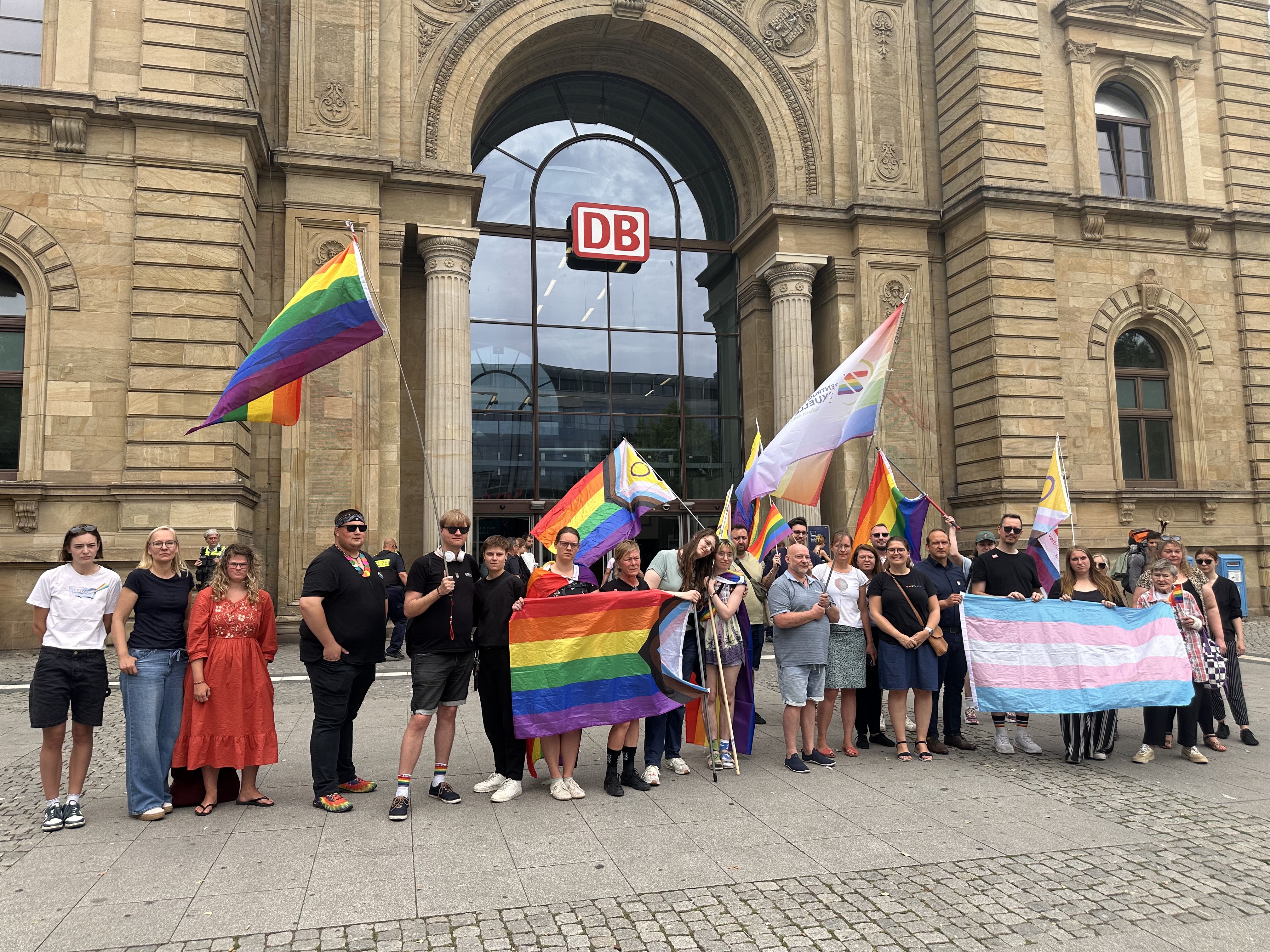 CSD-Terror in Berlin: Wut und Trauer in Magdeburg
