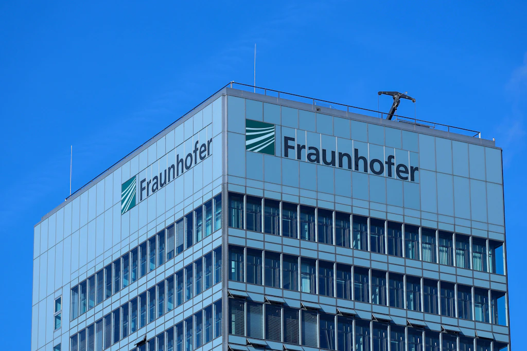 Die Fraunhofer-Gesellschaft zählt zu den führenden Einrichtungen für anwendungsorientierte Forschung in Deutschland.