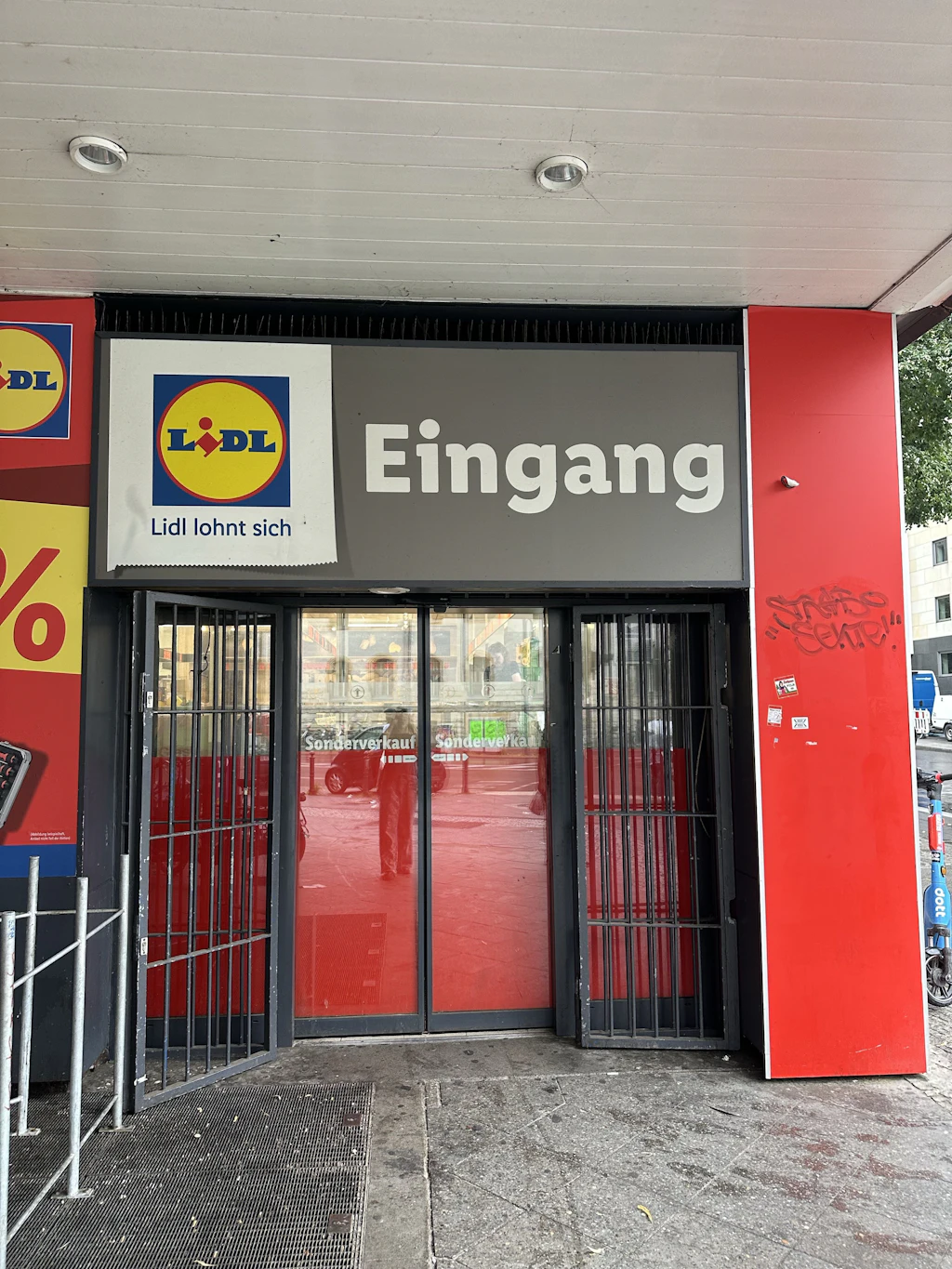 Schnäppchenjagd im Lidl-Outlet: Sie glauben nicht, was es hier für unter 5 Euro gibt!