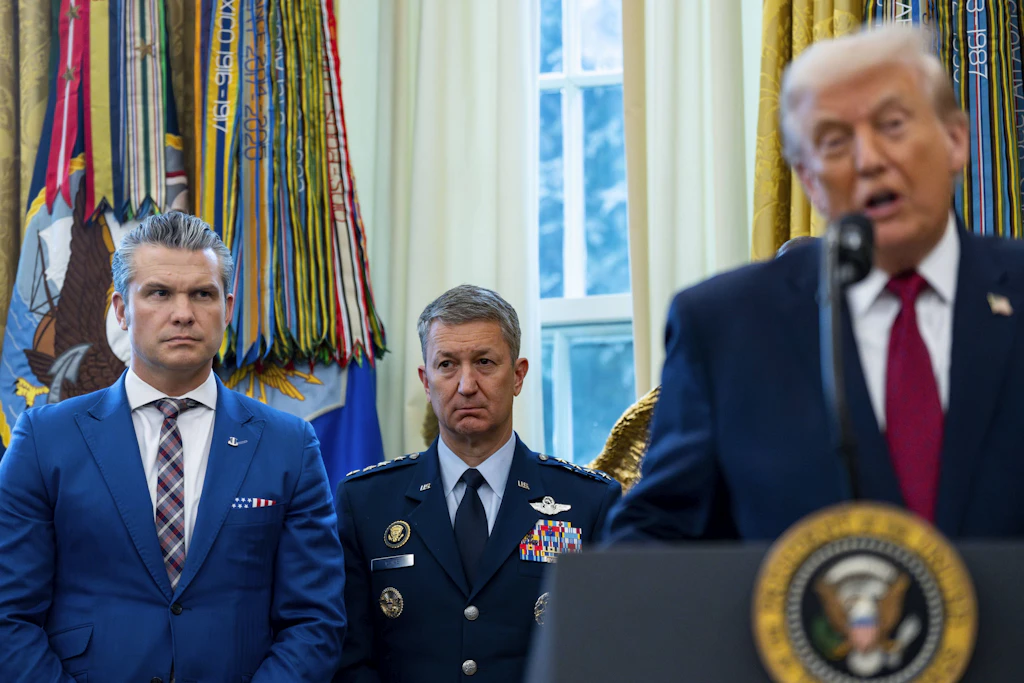 Iran-Krieg: Trump pausiert US-Angriffe – Sorge um Munitionsvorräte