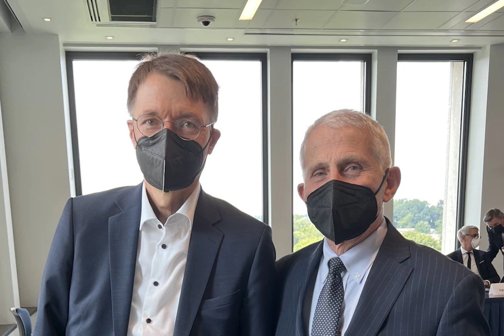 Der frühere Gesundheitsminister Karl Lauterbach wird in Anthony Faucis Tagebuch erwähnt.