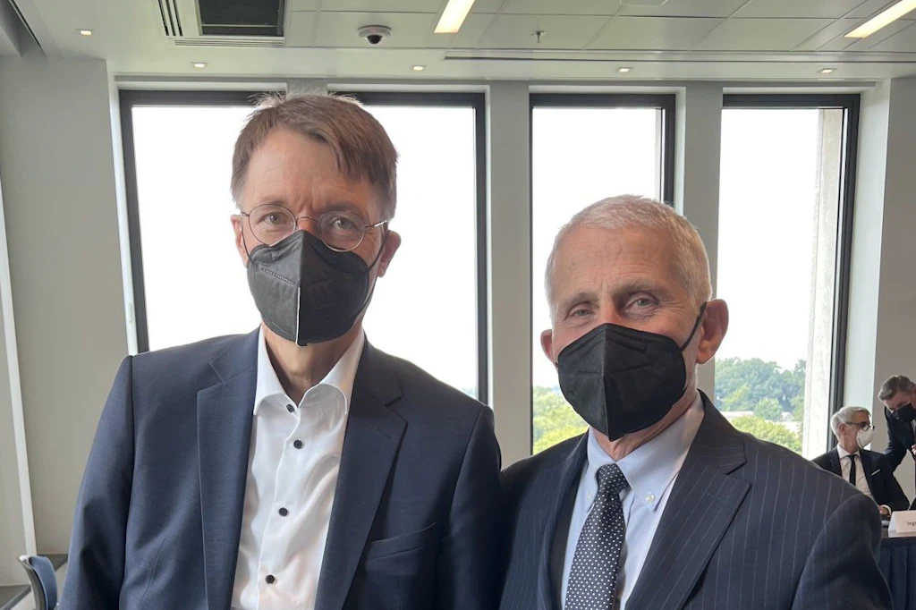 Der frühere Gesundheitsminister Karl Lauterbach wird in Anthony Faucis Tagebuch erwähnt.