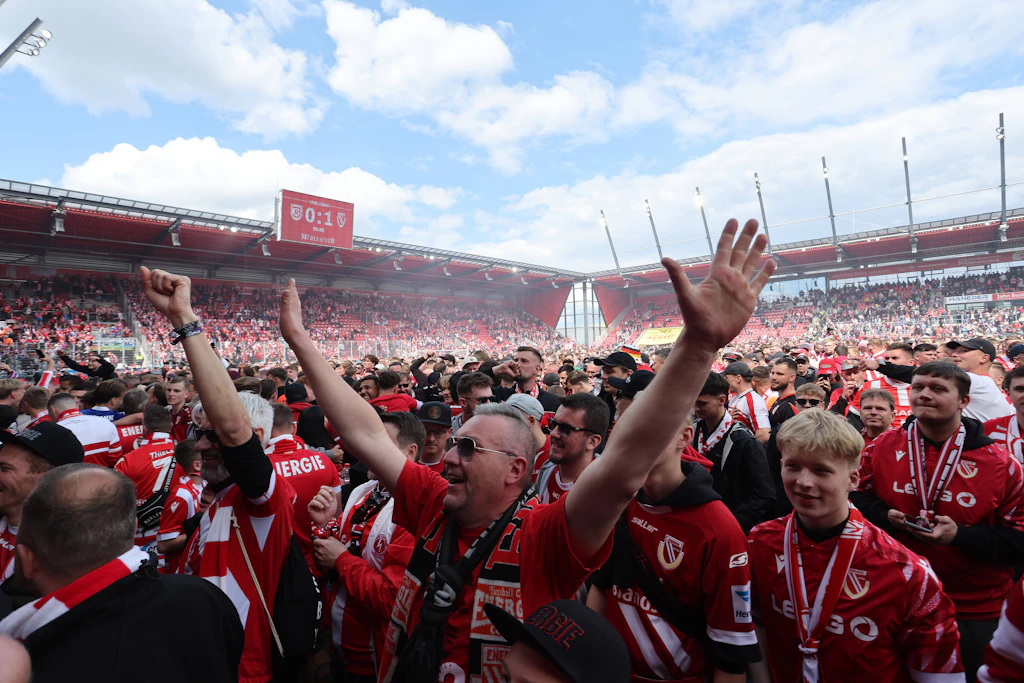 „Ehrensache“: Warum Cottbus-Fans jetzt freiwillig eine DFB-Strafe bezahlen