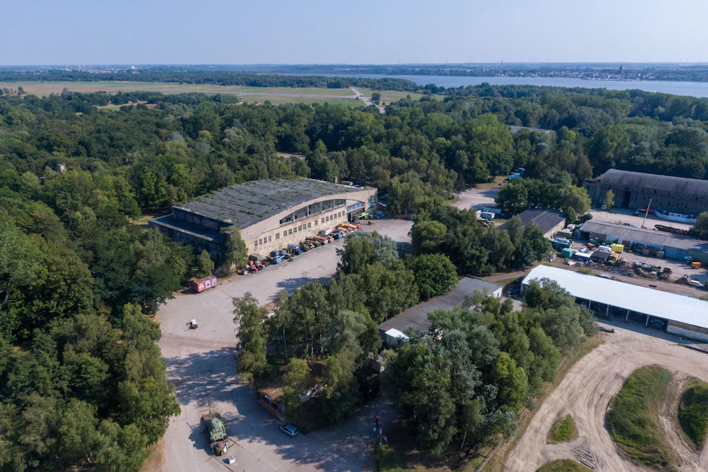 Der Militärflugplatz in Pütnitz entstand 1935 und wurde bis 1994 von der russischen Armee genutzt.