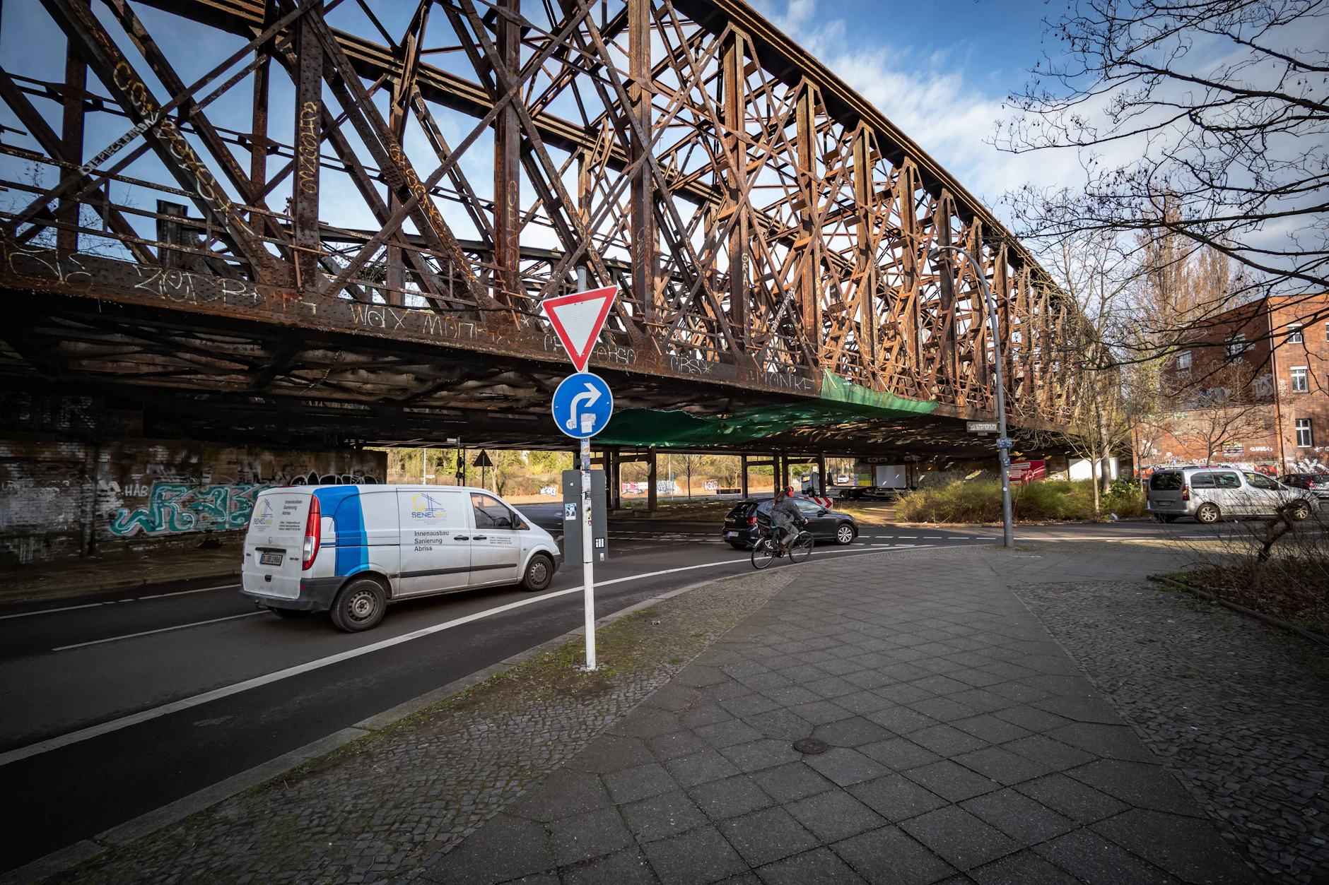 In der Gartenstraße in Gesundbrunnen wird der Verkehr bis Mitte Oktober durch eine Baustellenampel geregelt.