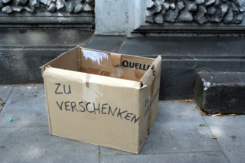 Die „Zu-Verschenken-Kiste“: In Berlin ist sie in jedem Kiez zu finden.