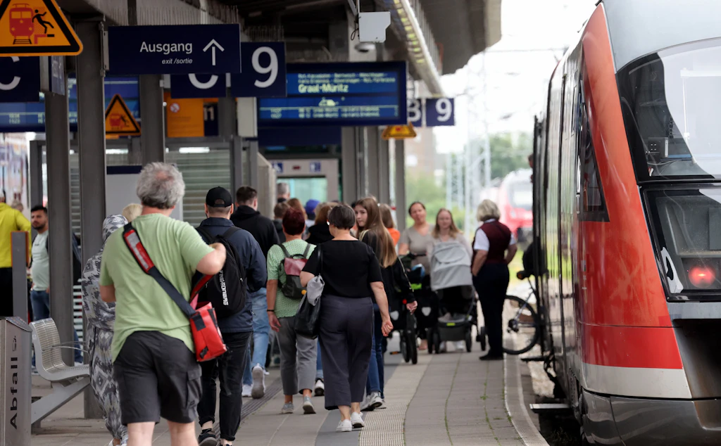 Neuer Bahn-Fahrplan: Mehr Intercity- und ICE-Züge für Rostock, Einschränkungen auf Rügen