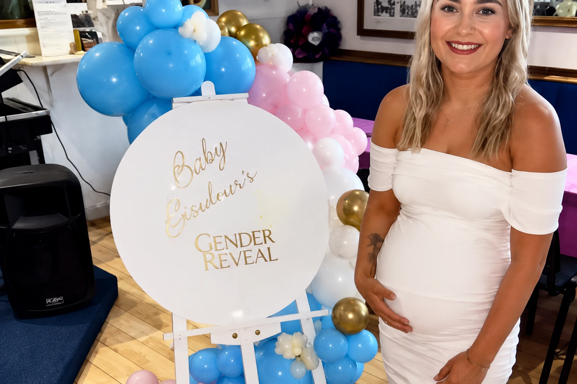 Hochschwanger gab Kira eine Gender-Reveal-Party mit rosa Konfetti. Alle glaubten, sie bekomme ein Mädchen.