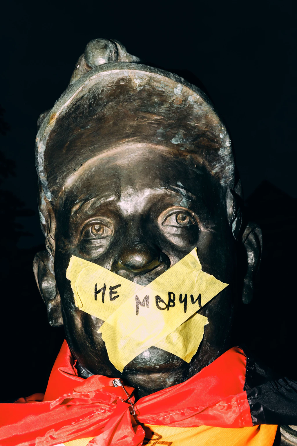 Oligarchen-Staat oder Demokratie? Wie Selenskyj während des Krieges die Ukraine umbaut