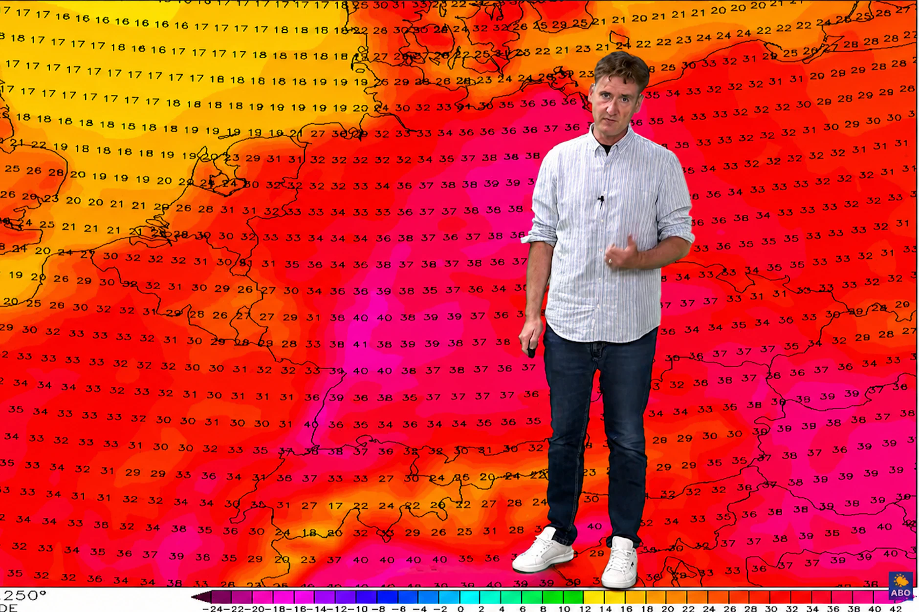Es wird wieder heiß, heißer, am heißesten: In den kommenden Tagen werden die Werte teilweise wieder bis auf über 40 Grad steigen. Grund dafür sind warme Luftmassen, die sich aus Afrika über Spanien und Frankreich zu uns schieben.