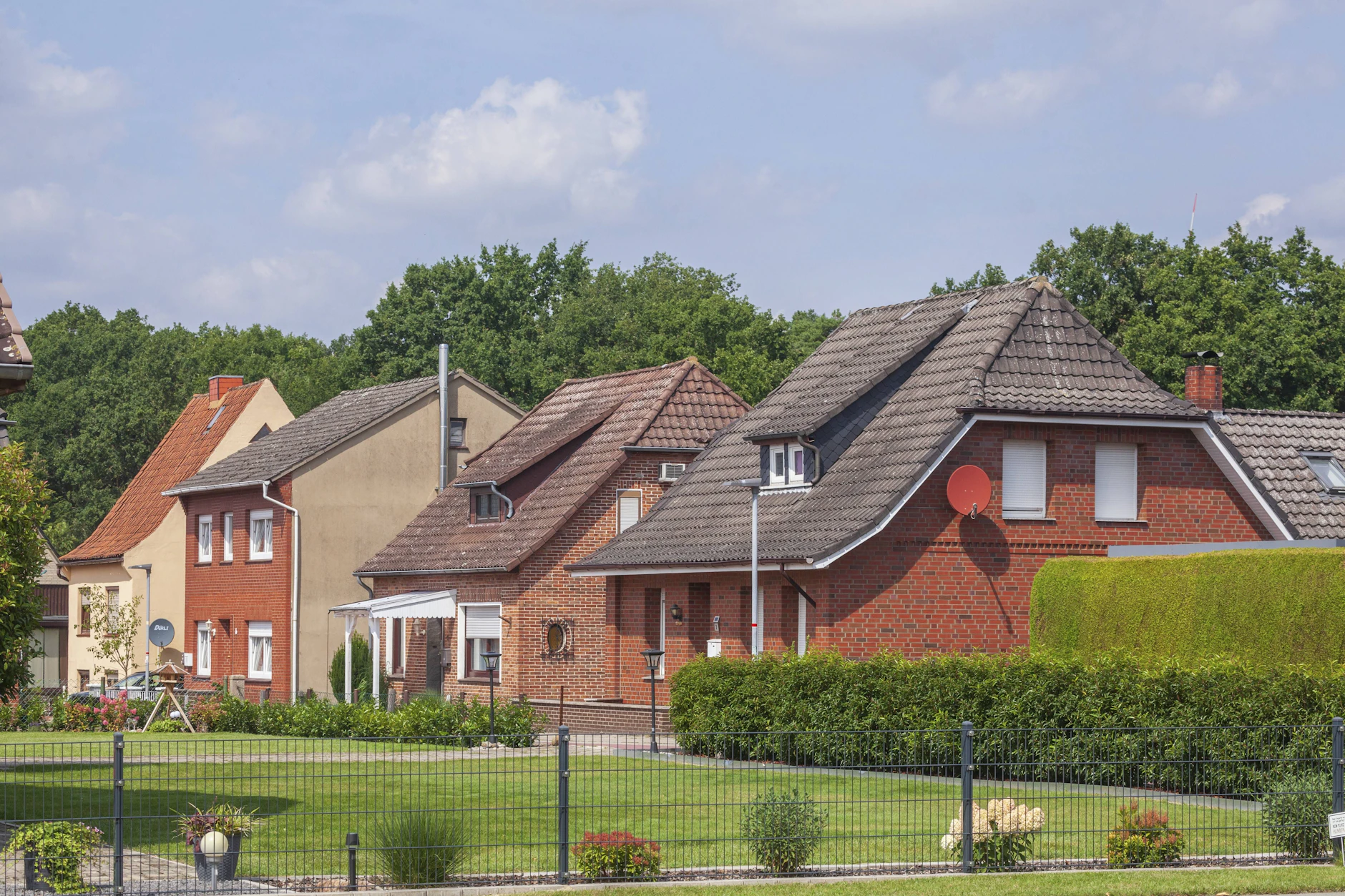 In Niedersachsen kann man sich noch für weniger Geld ein eigenes Haus leisten.