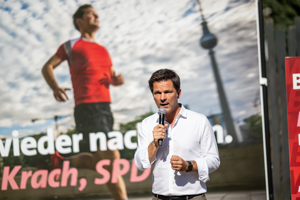 Steffen Krach im Wahlkampf: „Die Umfragen sind scheiße! Aber wir kämpfen weiter“