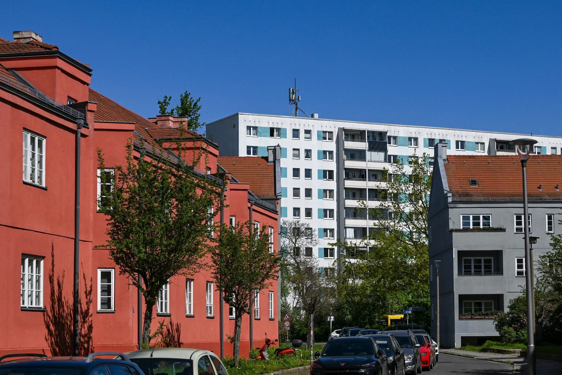 Hier hat alles begonnen: In der Splanemann-Siedlung in Friedrichsfelde entstand 1926 die erste Plattenbausiedlung Deutschlands.