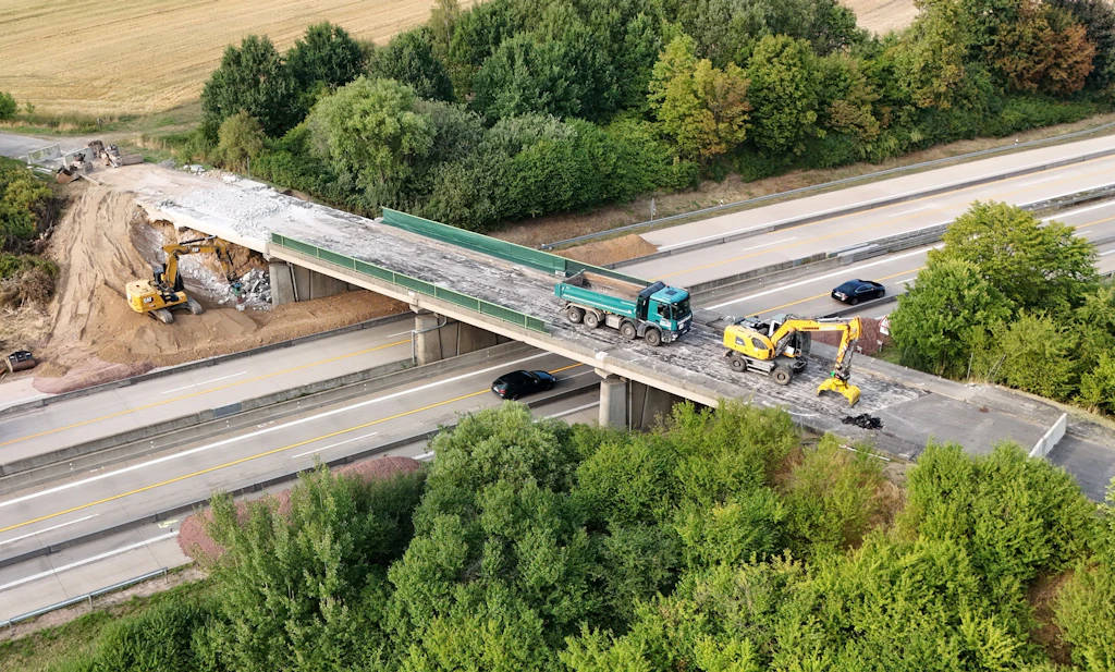 Marode Brücke an A14 wird abgerissen – Autobahn bei Grimma dicht