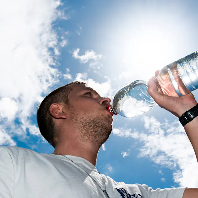 Trinken bei Hitze: Diese Getränke sind am besten geeignet