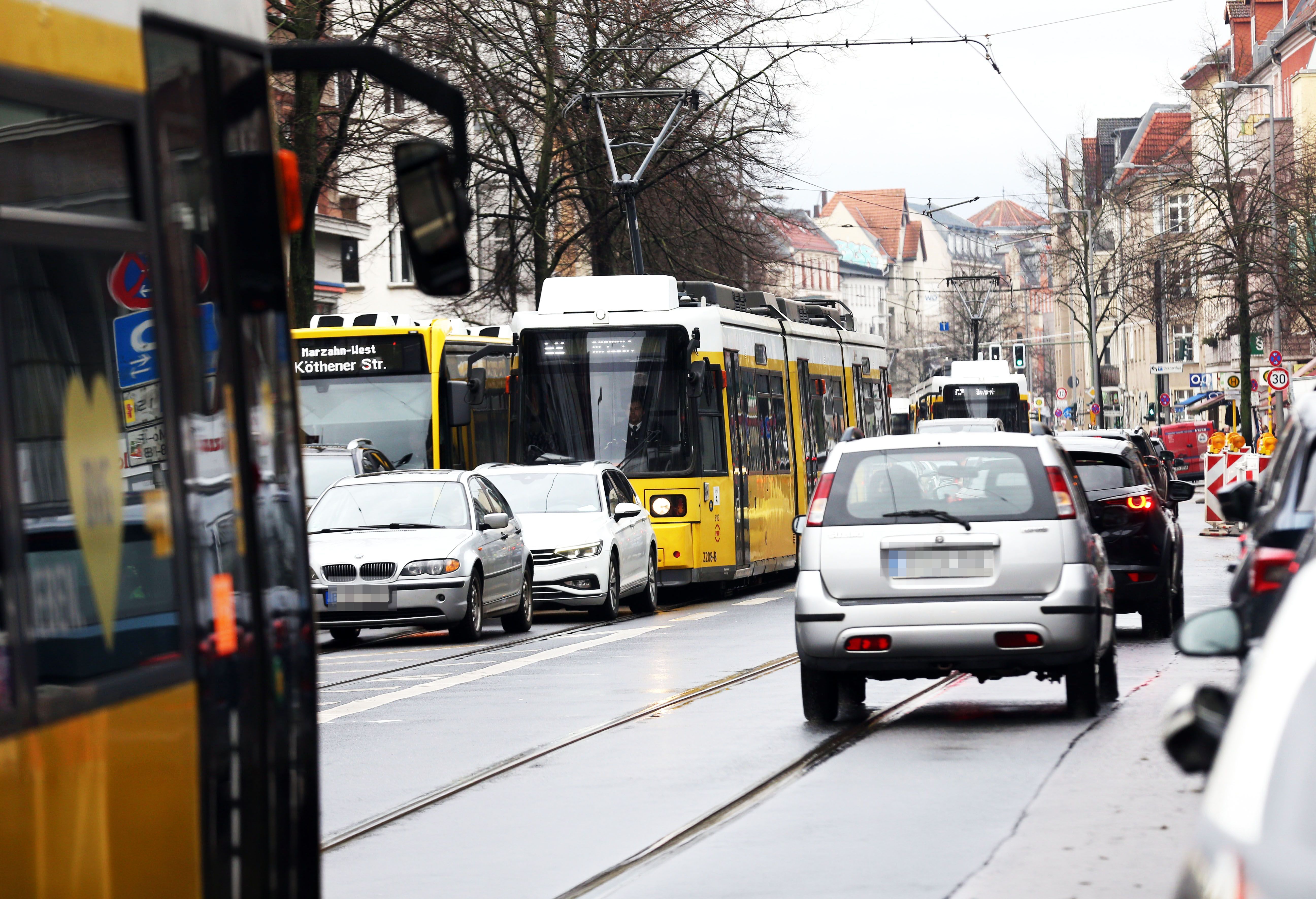 Chaos an der Bahnhofstraße: Neue Sperrung in Köpenick dauert 3 Monate!
