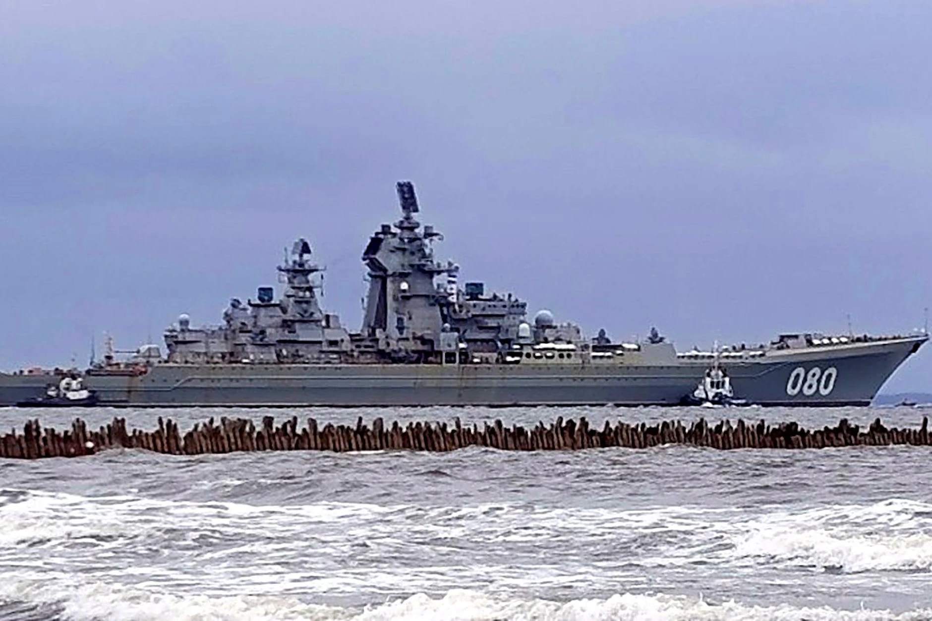 In den letzten Monaten tauchte die „Admiral Nakhimov“ immer wieder auf und wurde bei den Probefahrten fotografiert.