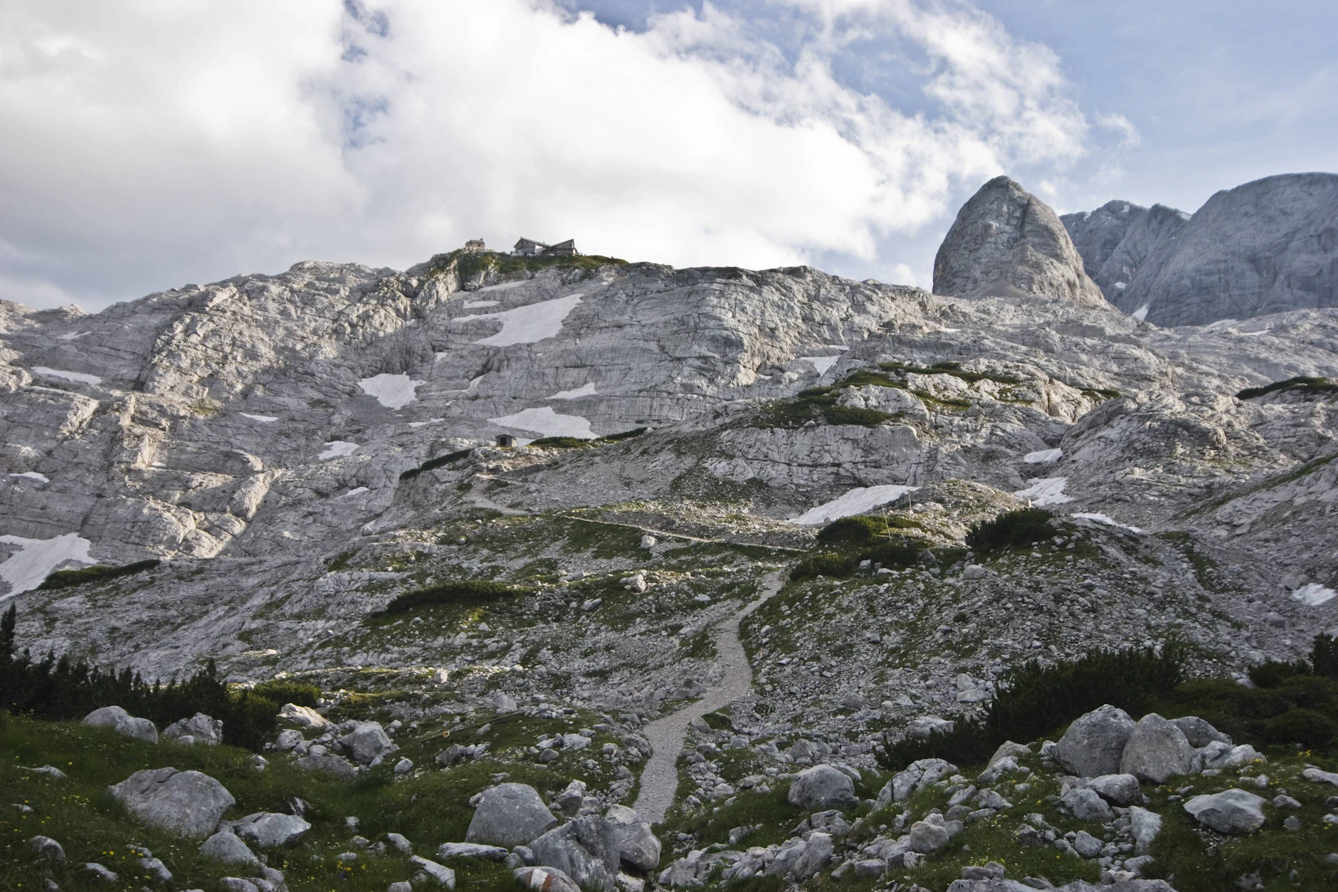Die Familie aus Dresden war zur Simonyhütte im Dachstein-Gebirge unterwegs.