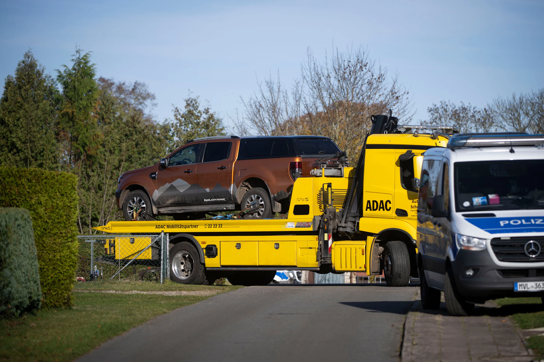 Das Auto von Gina H. wurde durch die Polizei beschlagnahmt. Es spielt bei der Rekonstruktion des Tattages eine wichtige Rolle, denn es wurde am 10. Oktober 2025 mehrfach gesehen.