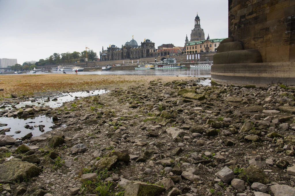 Hungersteine der Elbe in Sachsen: Wo die alten Dürrewarnungen von Pillnitz bis Oberposta liegen