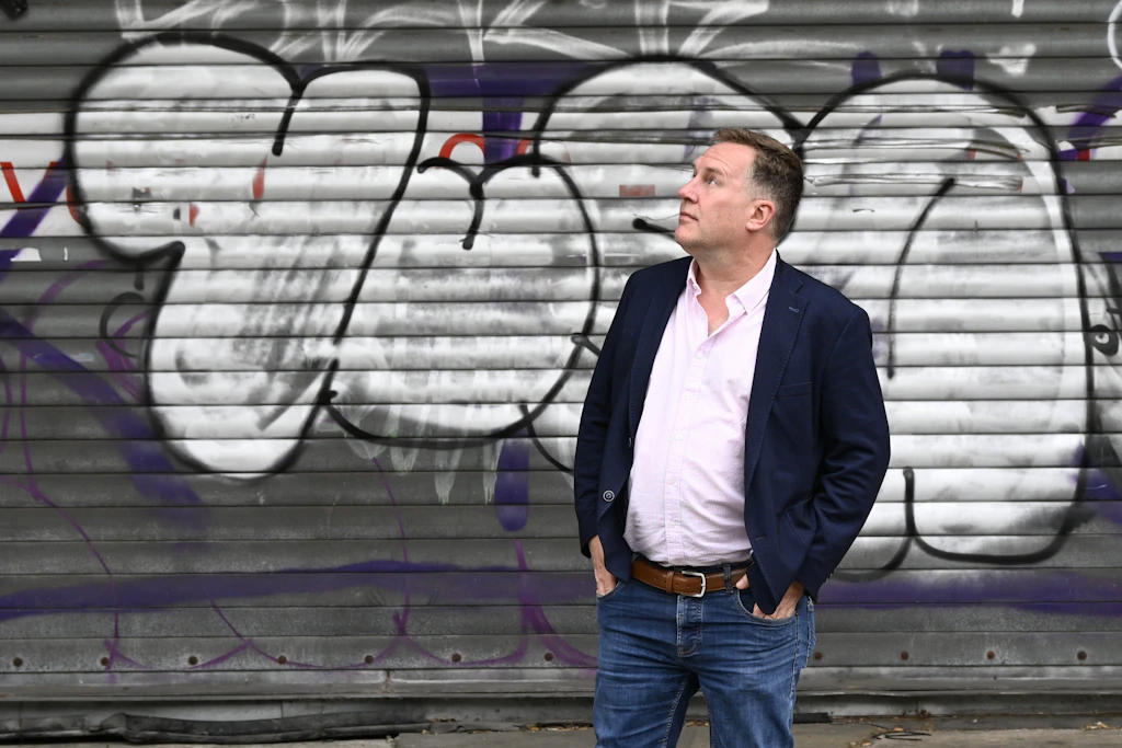 Autor Michael Clasen ist der Meinung, dass der Journalismus sich neu erfinden müsse.