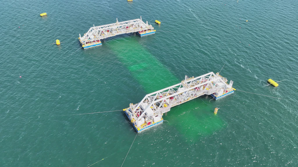 73.500 Tonnen Beton: Drittes Element für Fehmarnbelt-Tunnel in Ostsee versenkt