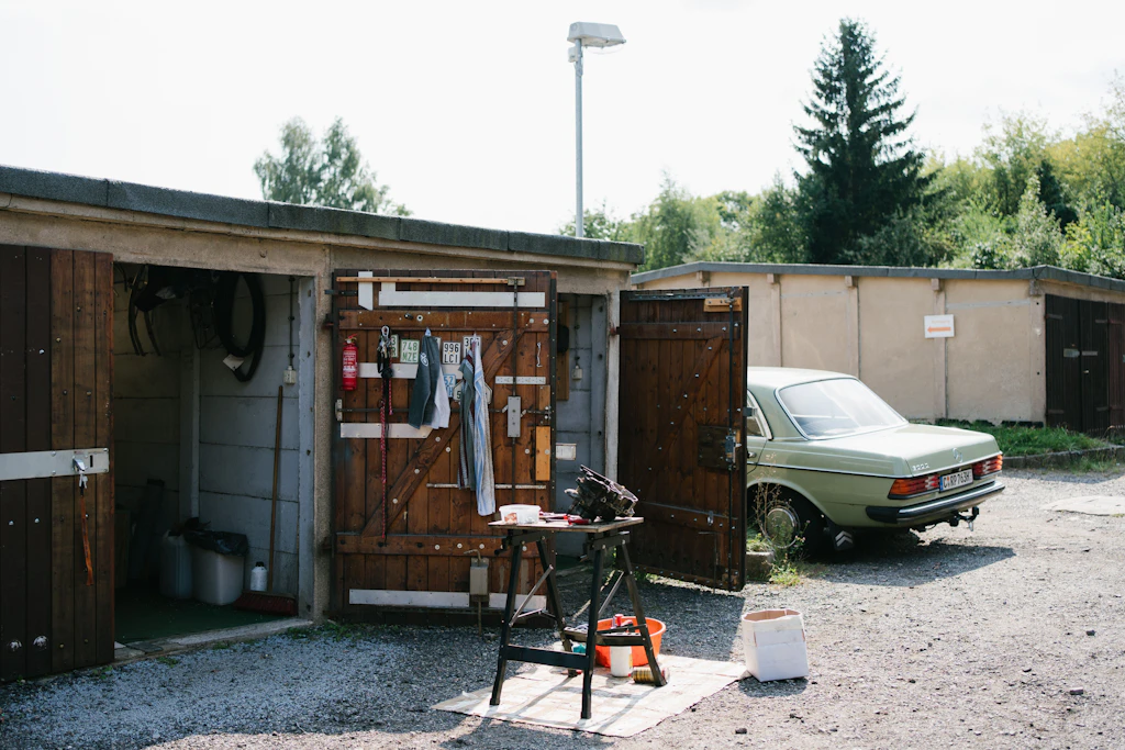 Chemnitzer Garagen: Wo Möglichkeiten wichtiger sind als Perfektion.