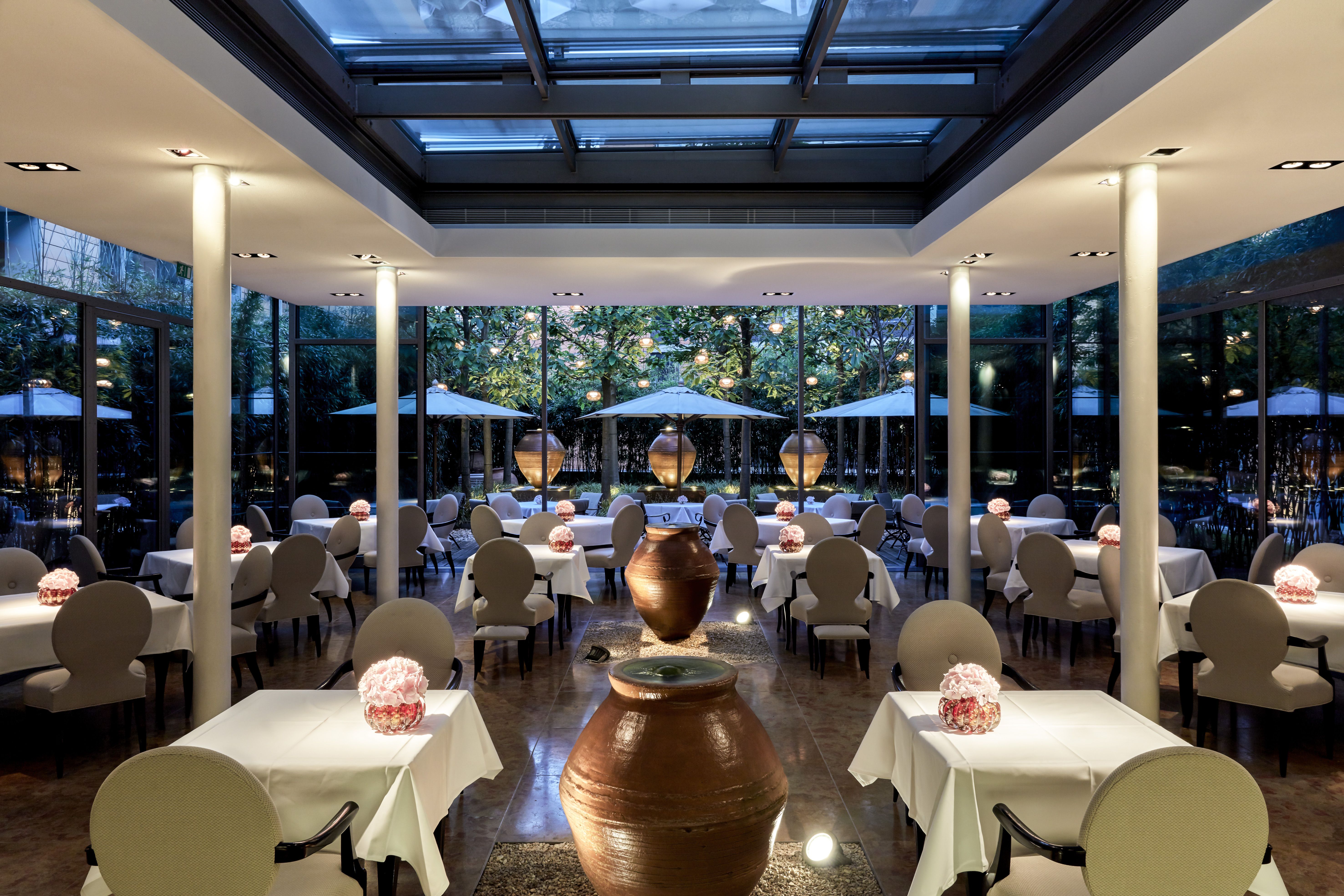 Vom Bordstein bis zur Skyline – im Restaurant Facil hoch oben über Berlin