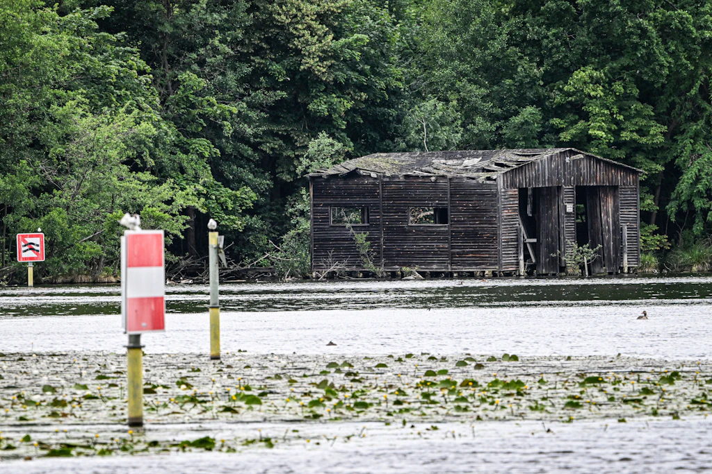Naturschutz, Altlasten, kein Zugang: Warum sich für diese DDR-Insel in Berlin kein Käufer findet
