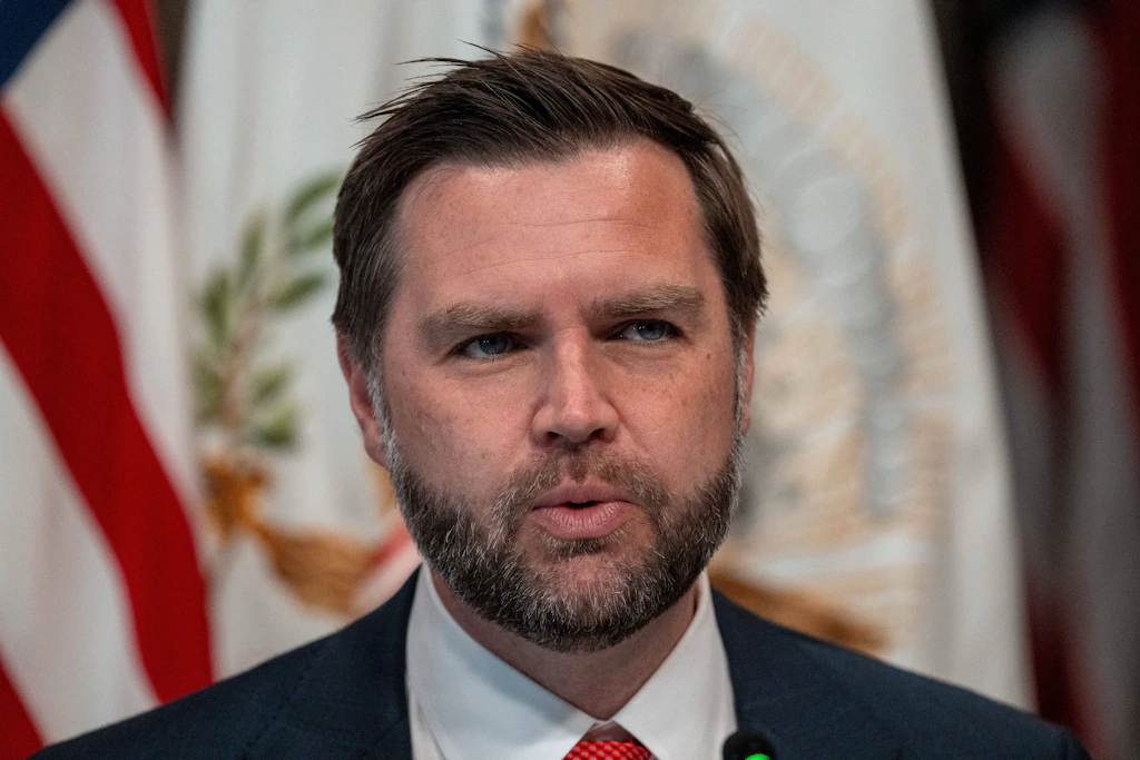 Bericht: Vance forderte Ukraine zum Stopp von Tanker-Angriffen nahe russischem Hafen auf