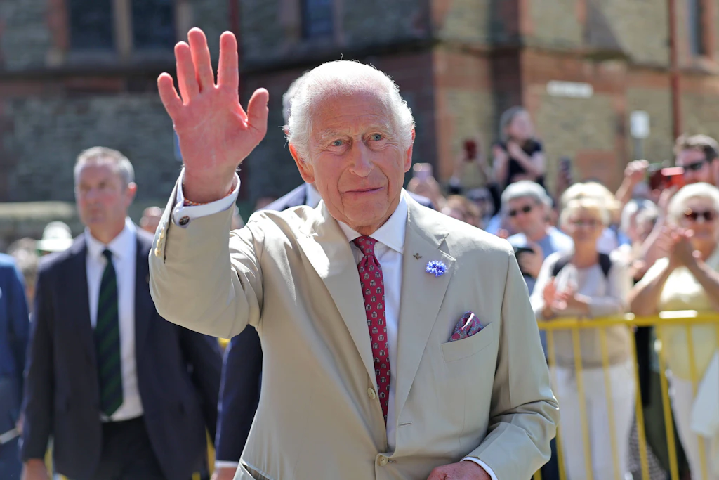 Ein britischer Radiosender hat den Tod von König Charles III. erklärt. Der aber ist quicklebendig.