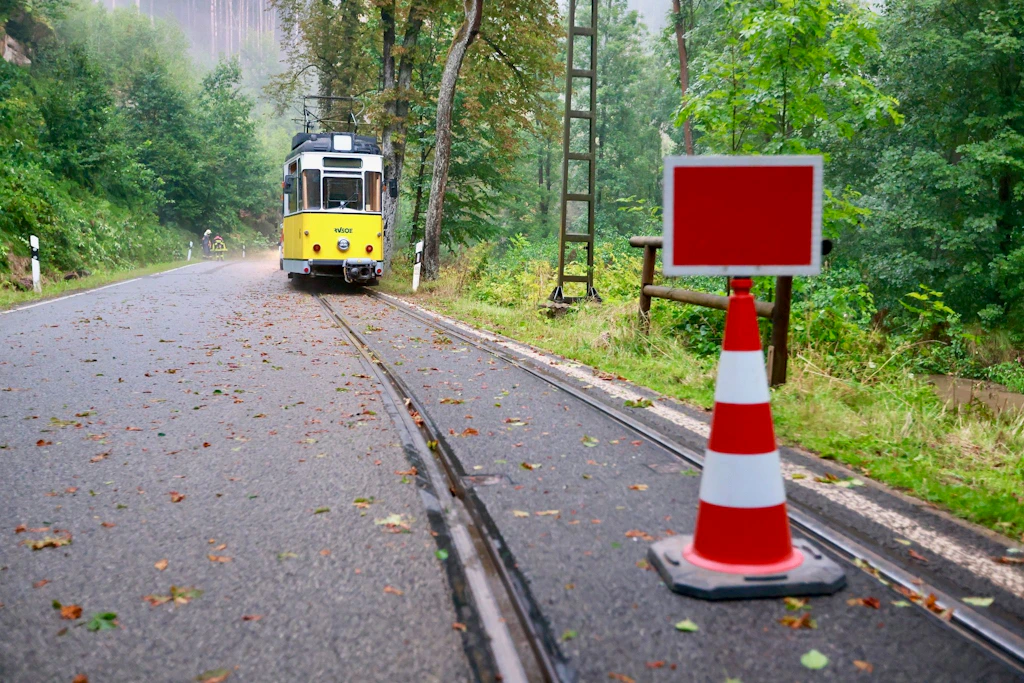 Neue Sturmschäden: Kirnitzschtalbahn dicht, Felsenbühne zieht um