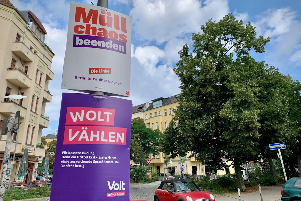 Warum in Berlin viele Wahlplakate im falschen Kiez aufgehängt sind