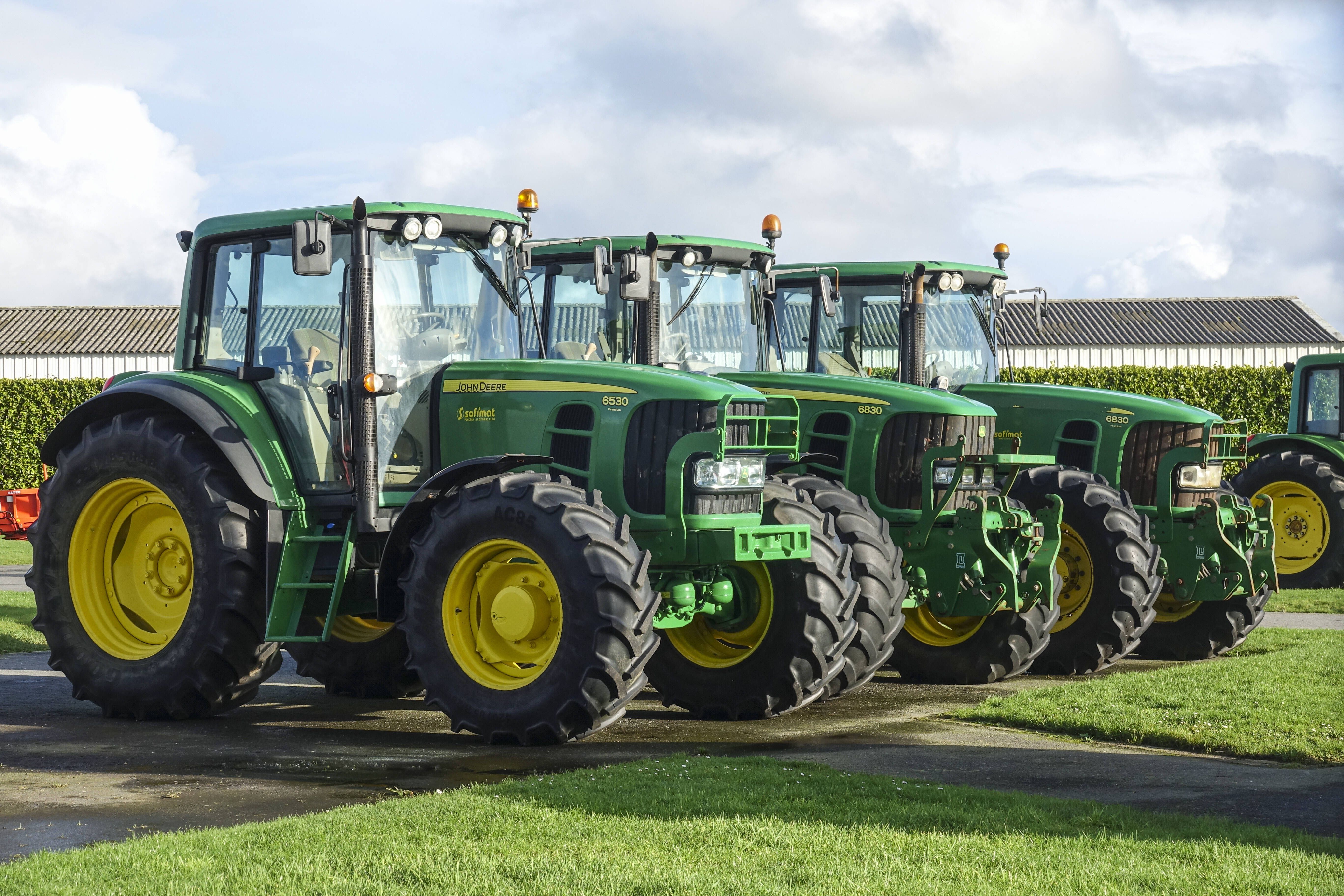 Schon wieder: Ausländischer Investor übernimmt John-Deere-Händler im Osten