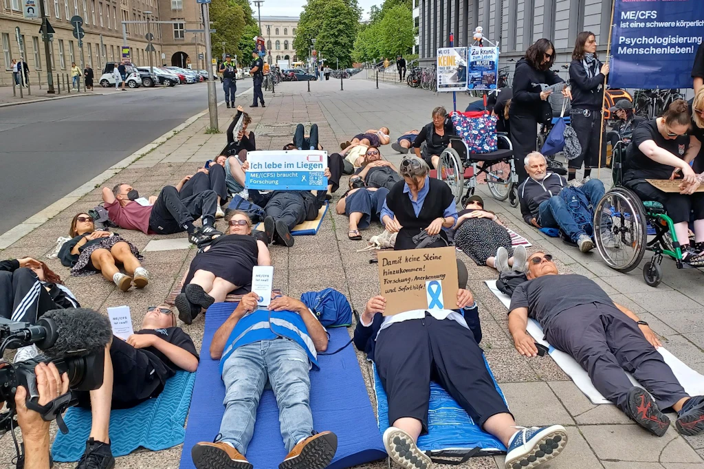 Zu krank zum Leben: Warum Friedrich (23) beim Trauerzug für ME/CFS-Tote fehlt