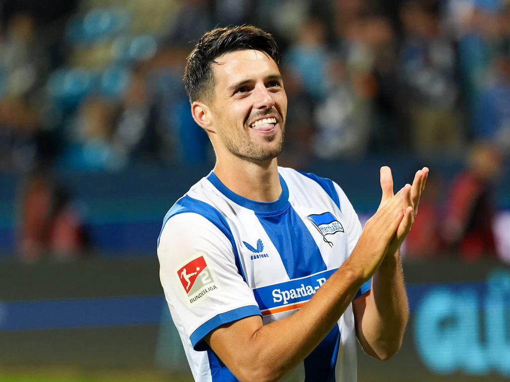 Josip Brekalo kann als neuer Kapitän von Hertha BSC jubeln. Kleiner Paukenschlag mit einem 1:0 beim VfL Bochum zum Saisonstart.