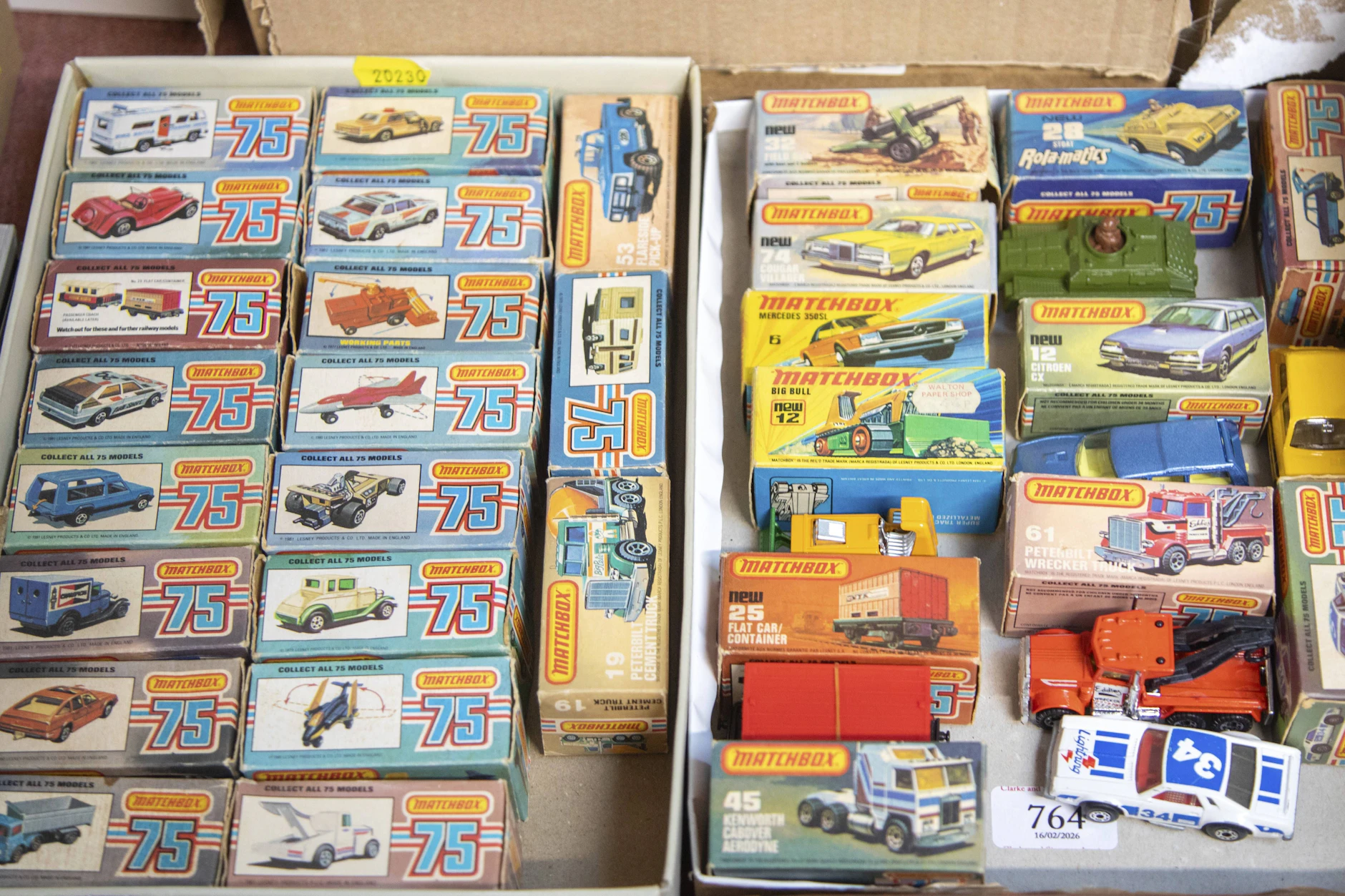 Fast jedes Paket aus Berlin enthält ein Spielzeug. Gerade <a href="https://www.berliner-kurier.de/ddr/ddr-gedenkmuenze-bares-geld-li.10009423">altes Markenspielzeug in Originalverpackung ist bei Sammlern gefragt</a> – und oft mehr wert, als die Besitzer ahnen.