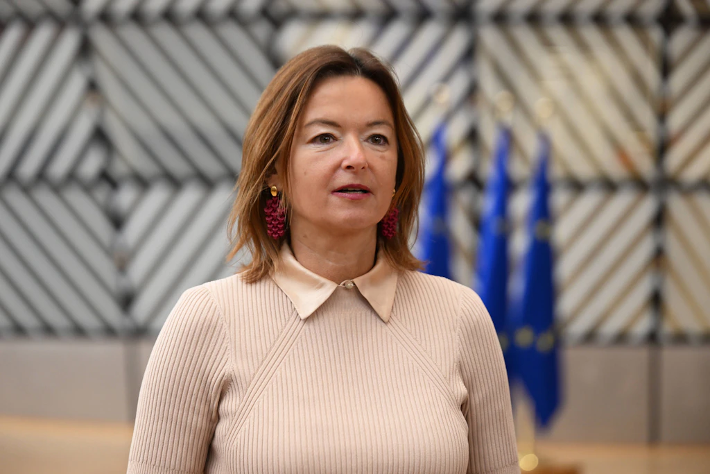 Die ehemalige Außenministerin Sloweniens Tanja Fajon glaubt, die aktuelle slowenische Regierung will sich an ihr rächen.
