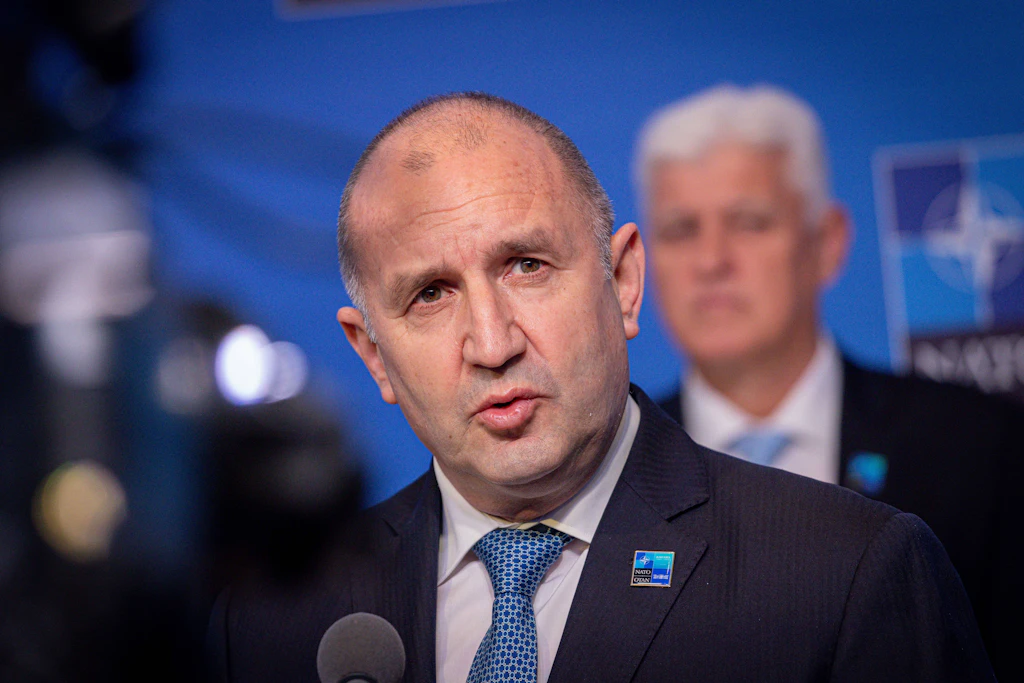Bulgariens Premierminister Rumen Radew bestätigte einen Zwischenfall mit einer Drohne an der bulgarisch-rumänischen Grenze.