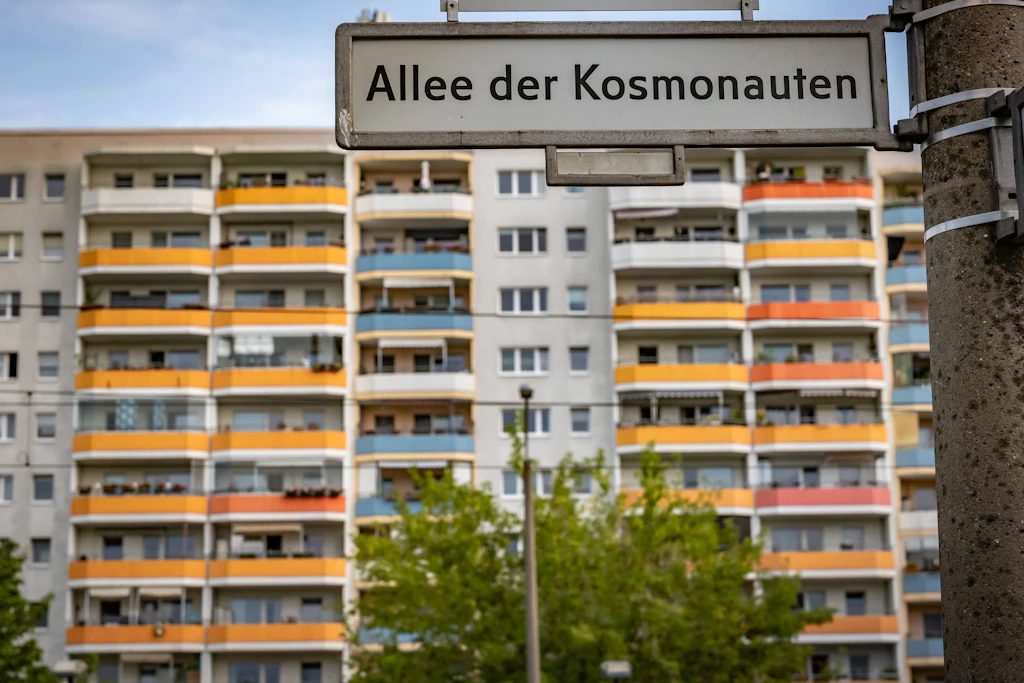 Der Unfall ereignete sich auf der Allee der Kosmonauten in Berlin-Marzahn.
