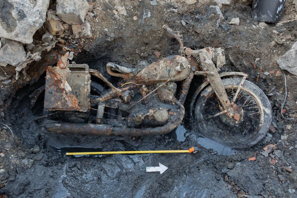Das Niedrigwasser der Donau legte ein Motorrad aus dem Zweiten Weltkrieg frei – sowie die sterblichen Überreste zweier Wehrmachtssoldaten.