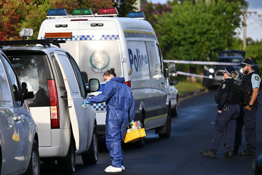 Polizei und Forensik im Einsatz nach einem Leichenfund in New South Wales