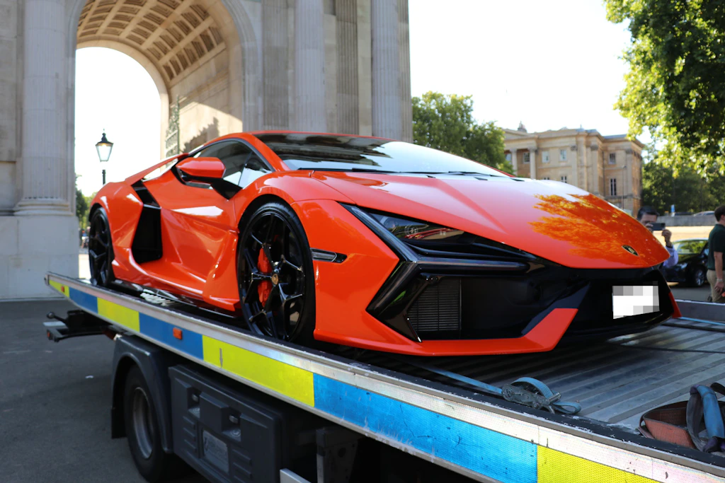 Auch dieser Lamborghini Revuelto wurde von der Londoner Metropolitan Police einkassiert.