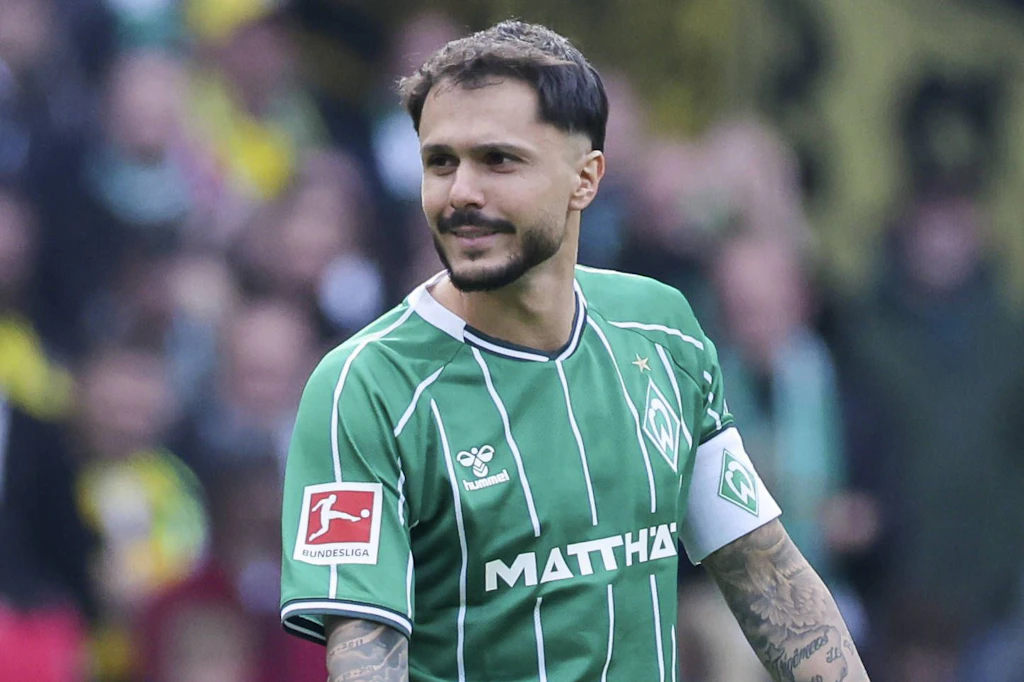 Bis zum Sommer trug Leonardo Bittencourt noch das Trikot von Werder Bremen und spielte in der Bundesliga.