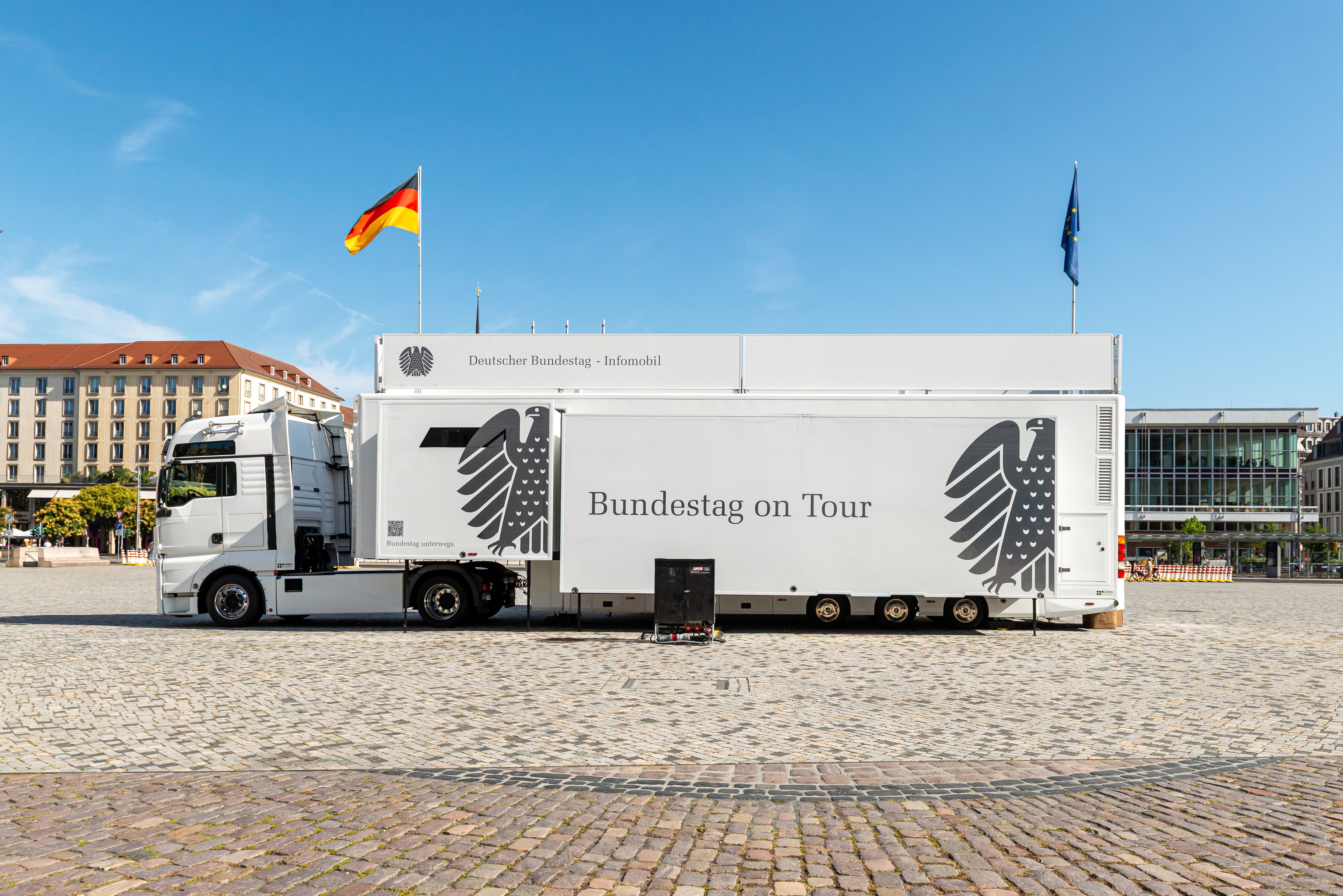Millionen Euro Steuergeld: Was sich der Bundestag seine Bürgernähe kosten lässt