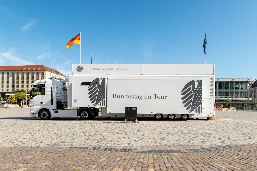 Millionen Euro Steuergeld: Was sich der Bundestag seine Bürgernähe kosten lässt